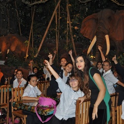 Trip to Rain Forest Cafe, Grade 5 Girls