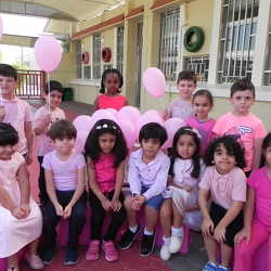 Pink Day, KG