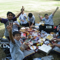 Picnic-Traditional-Food-of-My-Country-Grade-5-Boys